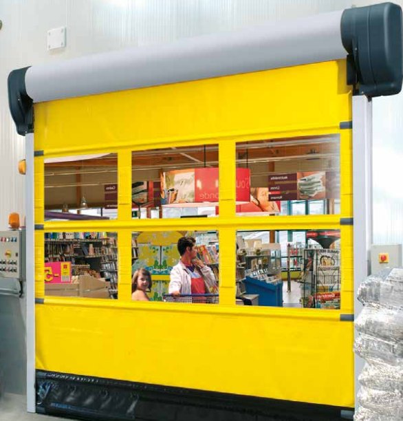 Porte rapide automatique à hublots, installation MASTERFROID
